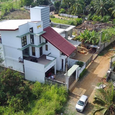 Ehala Family Rest Hotel Anuradhapura Exterior photo