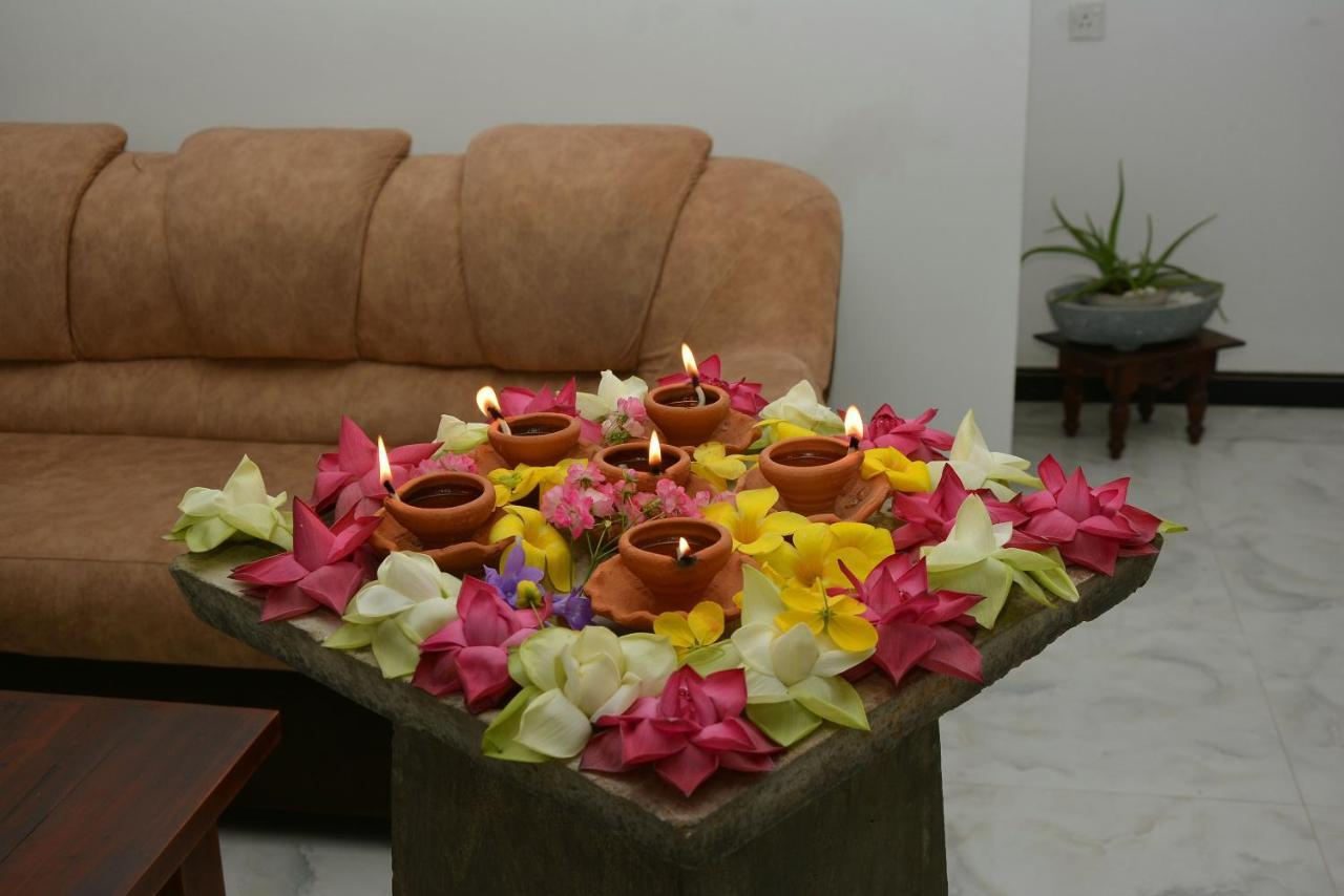 Ehala Family Rest Hotel Anuradhapura Exterior photo
