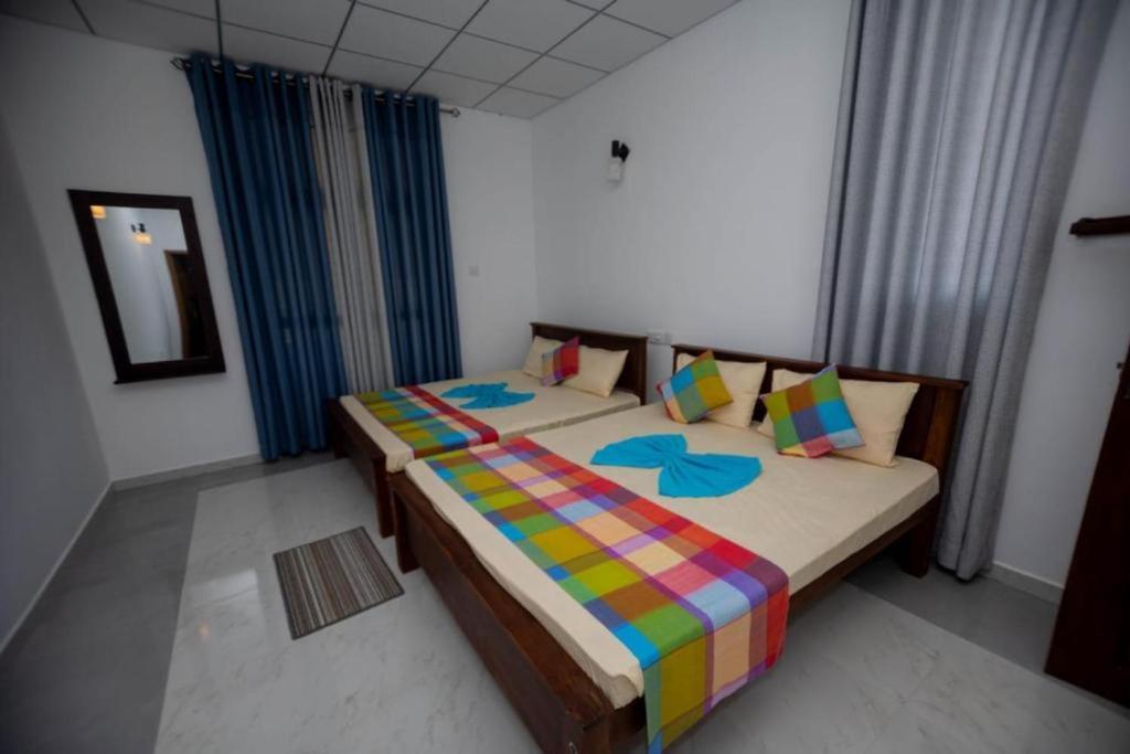 Ehala Family Rest Hotel Anuradhapura Exterior photo
