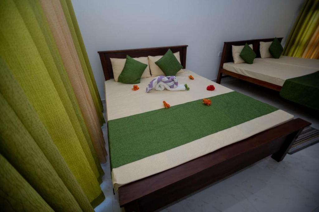 Ehala Family Rest Hotel Anuradhapura Exterior photo