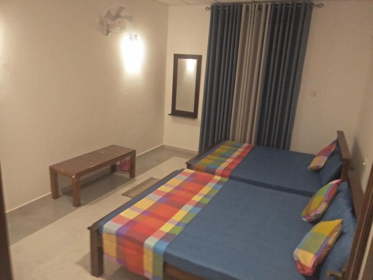 Ehala Family Rest Hotel Anuradhapura Exterior photo